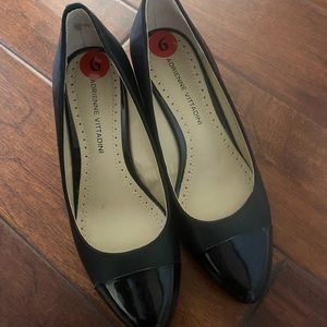 Adrienne vittadini wedge new without tag